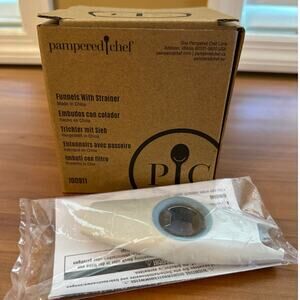 Pampered Chef Bundle Funnel/Strainer Set 5n1 Opener Kitchen Tools